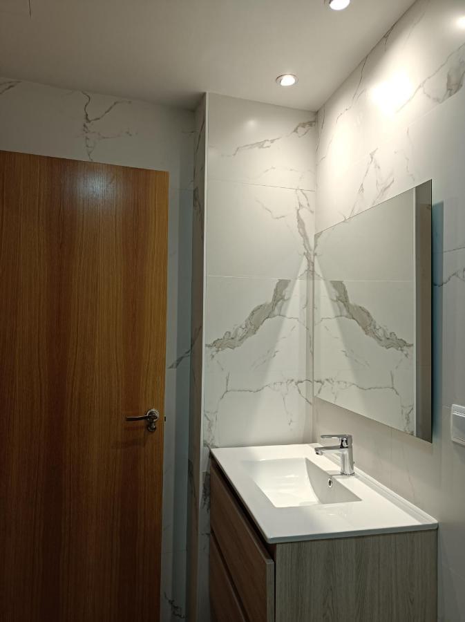 קומבארו Albergue Hostel Nuestra Senora Del Camino מראה חיצוני תמונה
