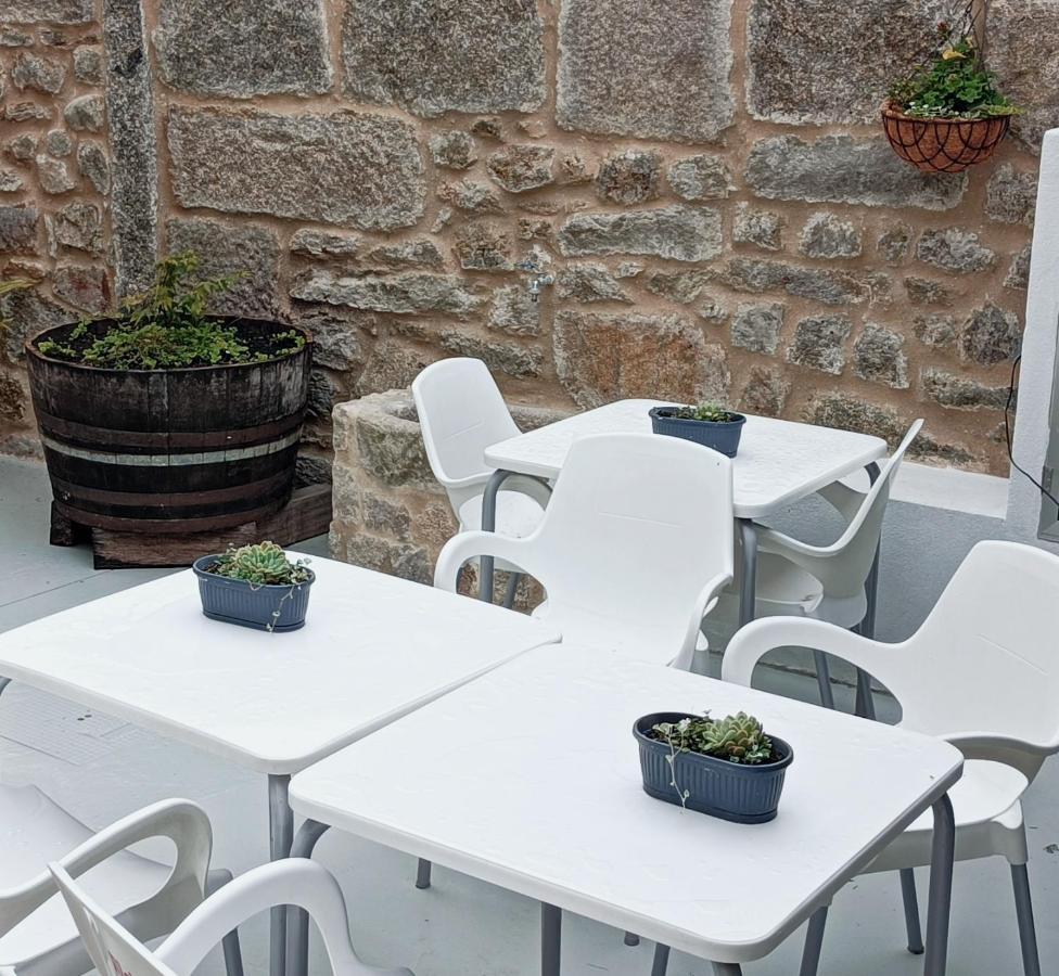 קומבארו Albergue Hostel Nuestra Senora Del Camino מראה חיצוני תמונה
